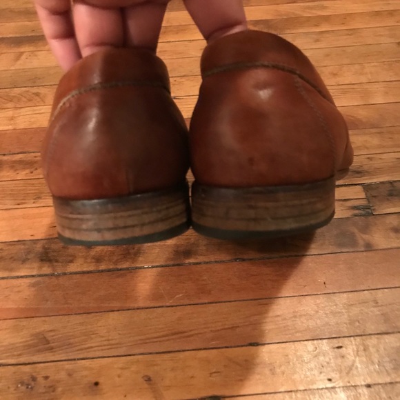 Red - Picture 4 of 6